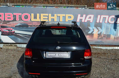 Універсал Volkswagen Golf 2013 в 