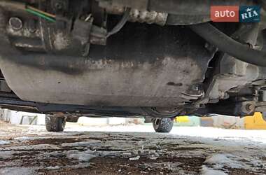 Хэтчбек Volkswagen Golf 1998 в 