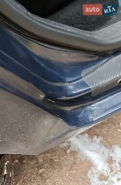 Хэтчбек Volkswagen Golf 1998 в 