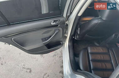 Универсал Volkswagen Golf 2010 в 