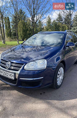 Универсал Volkswagen Golf 2010 в Житомире