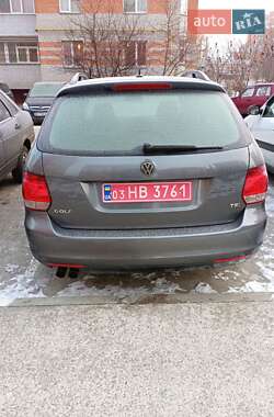 Универсал Volkswagen Golf 2009 в Сумах