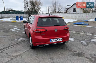 Хетчбек Volkswagen Golf 2017 в Києві