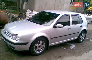 Хэтчбек Volkswagen Golf 2000 в Днепре