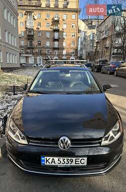 Універсал Volkswagen Golf 2015 в Києві