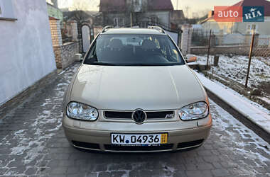 Универсал Volkswagen Golf 2004 в Тернополе