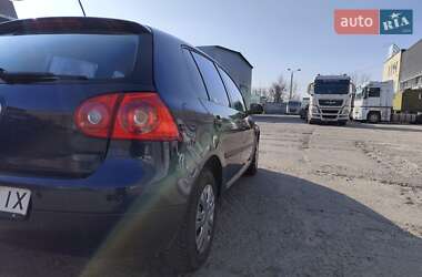 Хэтчбек Volkswagen Golf 2007 в Киеве