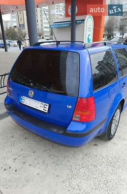 Универсал Volkswagen Golf 2001 в 