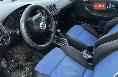 Хетчбек Volkswagen Golf 2000 в Білій Церкві