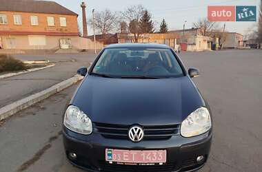 Хэтчбек Volkswagen Golf 2008 в Первомайске