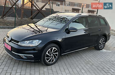 Універсал Volkswagen Golf 2019 в Вінниці