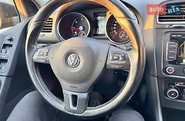 Хэтчбек Volkswagen Golf 2012 в Луцке