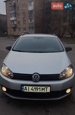 Универсал Volkswagen Golf 2012 в 