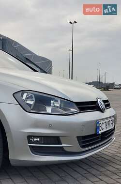 Универсал Volkswagen Golf 2014 в 