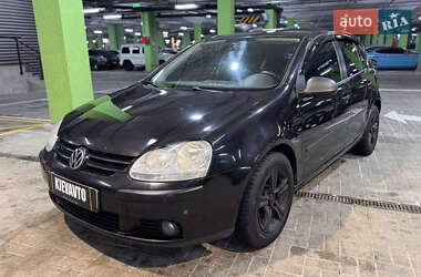 Хетчбек Volkswagen Golf 2008 в Києві