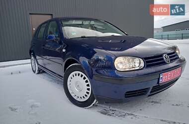 Хетчбек Volkswagen Golf 2002 в Тернополі