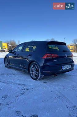 Хетчбек Volkswagen Golf 2014 в Житомирі