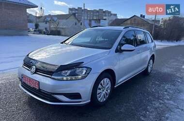 Универсал Volkswagen Golf 2020 в Луцке