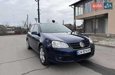 Хэтчбек Volkswagen Golf 2007 в Умани