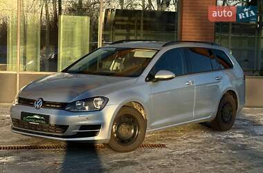 Универсал Volkswagen Golf 2013 в Киеве