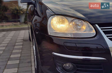 Универсал Volkswagen Golf 2008 в Стрые