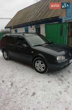 Универсал Volkswagen Golf 2002 в Виннице