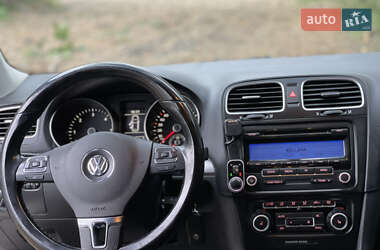 Универсал Volkswagen Golf 2010 в Рожище