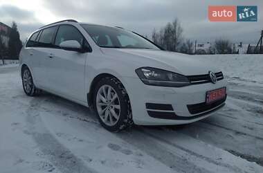 Універсал Volkswagen Golf 2014 в Рівному