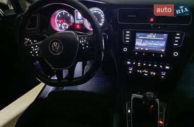 Універсал Volkswagen Golf 2015 в Вінниці