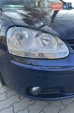 Хетчбек Volkswagen Golf 2008 в 