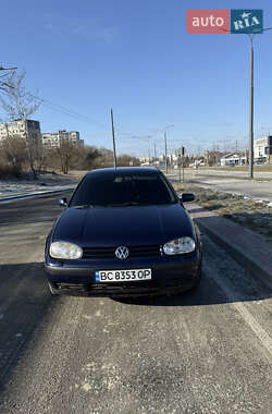 Хэтчбек Volkswagen Golf 2002 в Львове