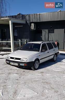 Универсал Volkswagen Golf 1995 в Ровно