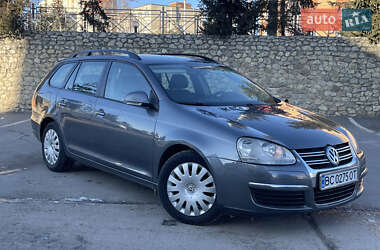 Універсал Volkswagen Golf 2009 в Тернополі