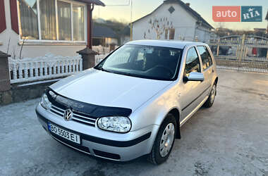 Хэтчбек Volkswagen Golf 2003 в Тернополе