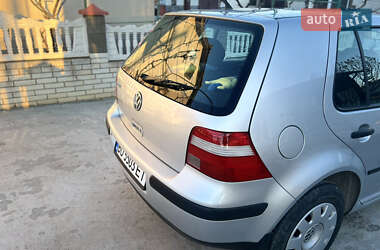 Хэтчбек Volkswagen Golf 2003 в Тернополе