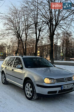 Универсал Volkswagen Golf 1999 в Звягеле