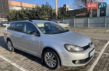 Универсал Volkswagen Golf 2013 в 