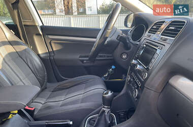 Универсал Volkswagen Golf 2013 в 