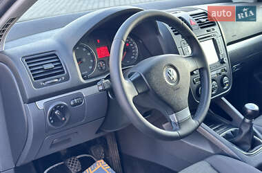 Хэтчбек Volkswagen Golf 2007 в Виннице