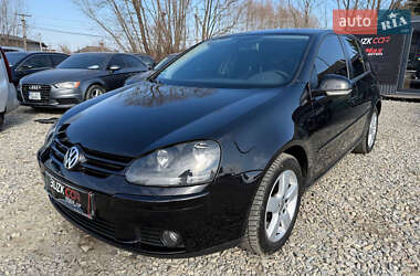 Хетчбек Volkswagen Golf 2008 в Коломиї