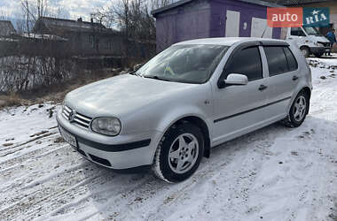 Хэтчбек Volkswagen Golf 2002 в Долине