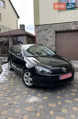 Универсал Volkswagen Golf 2011 в Львове