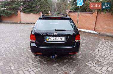 Универсал Volkswagen Golf 2010 в Львове