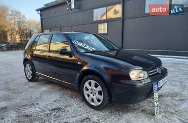 Хетчбек Volkswagen Golf 2002 в Тернополі