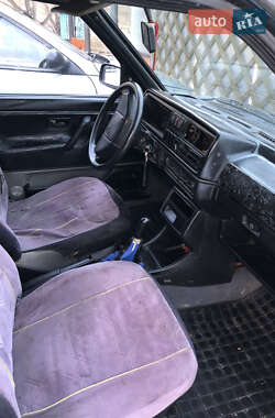 Хэтчбек Volkswagen Golf 1988 в Косове