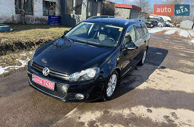 Универсал Volkswagen Golf 2012 в Нововолынске