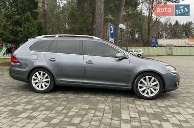 Универсал Volkswagen Golf 2010 в Львове