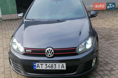 Хэтчбек Volkswagen Golf 2010 в Ивано-Франковске