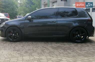 Хэтчбек Volkswagen Golf 2010 в Ивано-Франковске