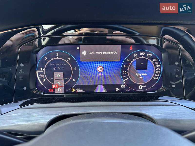 Универсал Volkswagen Golf 2021 в Киеве